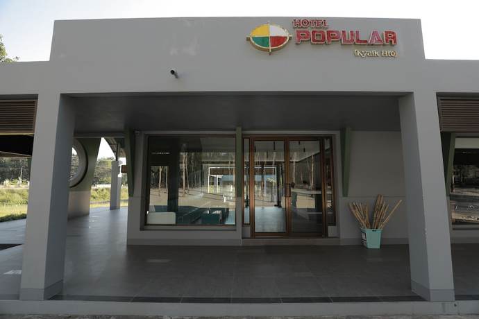 Imagen de los interiores del Hotel Popular Kyaik Hto. Foto 18