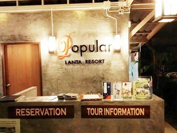 Imagen de los interiores del Hotel Popular Lanta Resort. Foto 14
