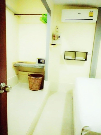 Imagen de la habitación del Hotel Popular Lanta Resort. Foto 10