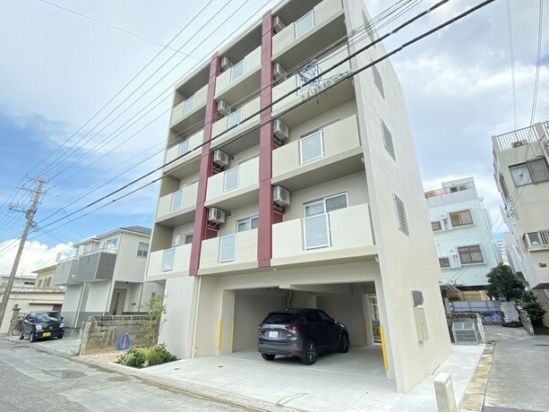 Imagen general del Hotel Popular Makiminato. Foto 1