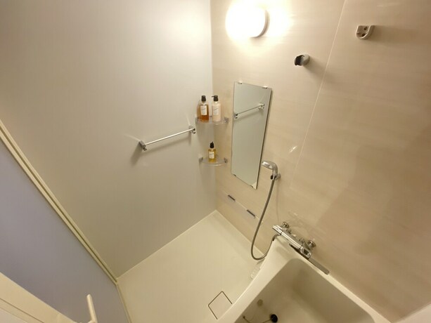 Imagen de la habitación del Hotel Popular Makiminato. Foto 21