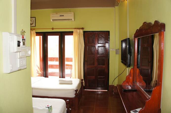 Imagen general del Hotel Popular View Guesthouse. Foto 8