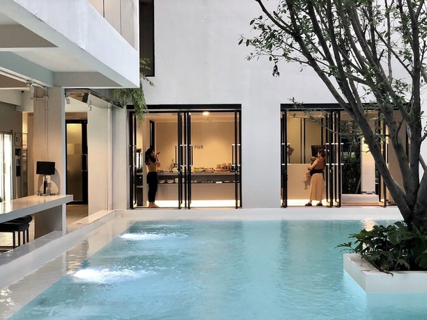 Imagen de la piscina del Hotel Por Daowadung. Foto 17