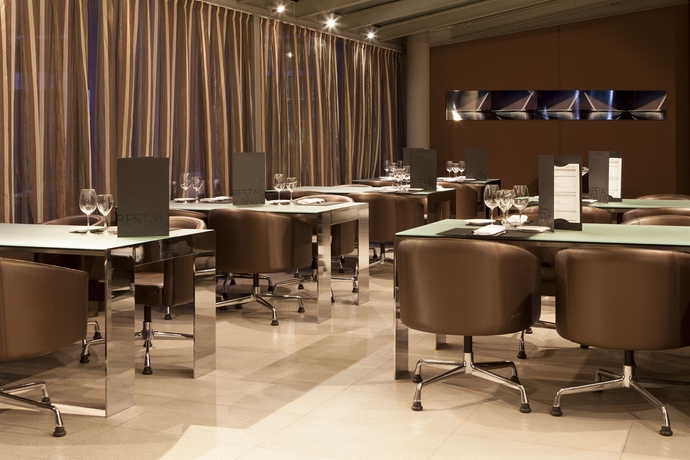 Imagen del bar/restaurante del Hotel Porcel Torneo. Foto 7