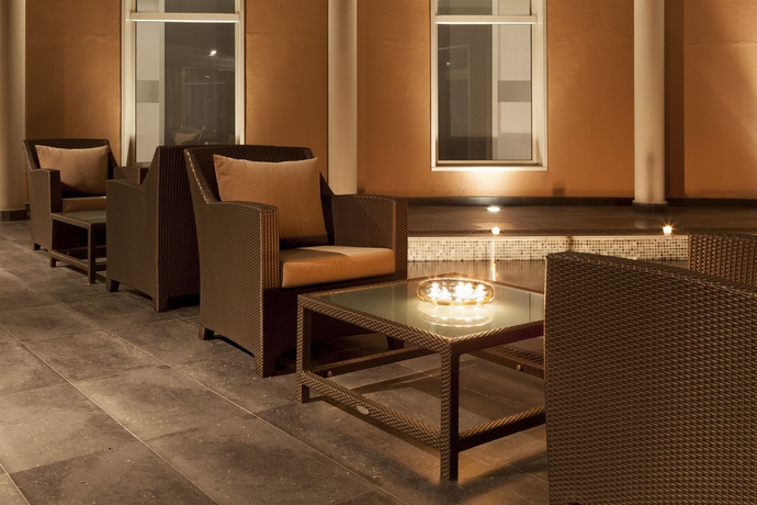 Imagen de los exteriores del Hotel Porcel Torneo. Foto 13