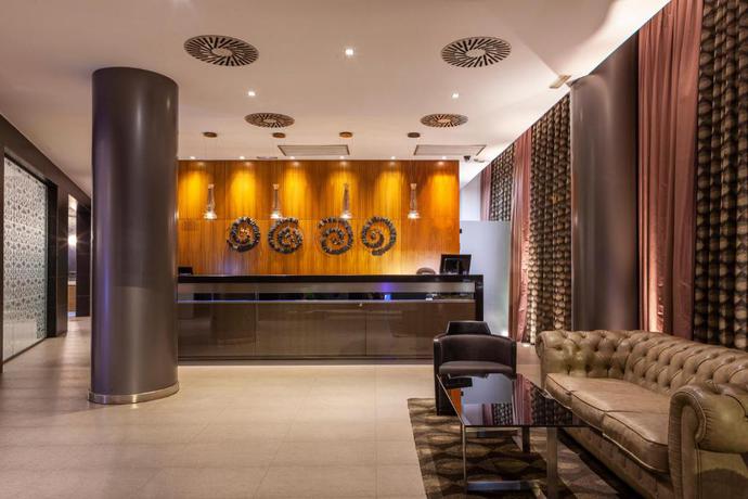 Imagen de los interiores del Hotel Porcel Torneo. Foto 11