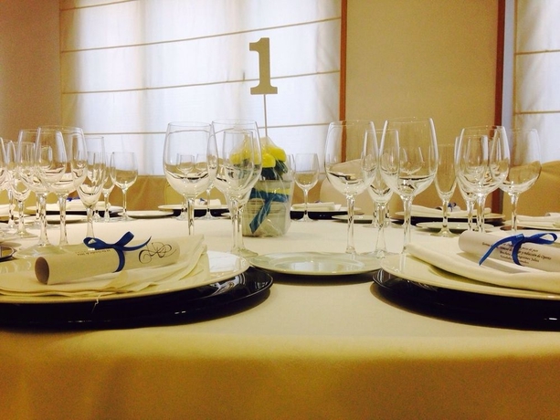 Imagen del bar/restaurante del Hotel Porcel Torre Garden. Foto 2