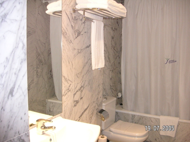 Imagen de la habitación del Hotel Porcel Torre Garden. Foto 13