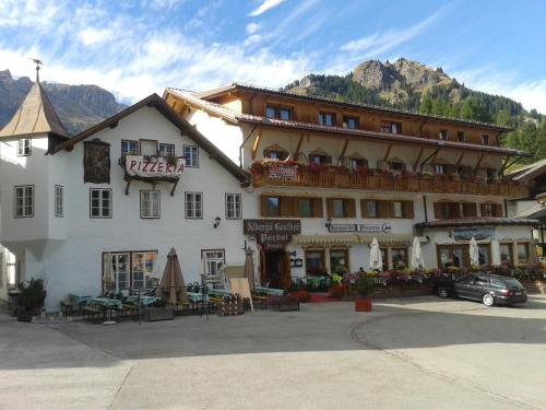Imagen general del Hotel Pordoi - Fam Furgler. Foto 1