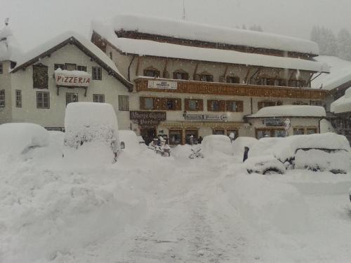 Imagen general del Hotel Pordoi - Fam Furgler. Foto 4