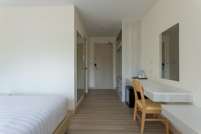 Imagen de la habitación del Hotel Porestva Sriracha. Foto 7