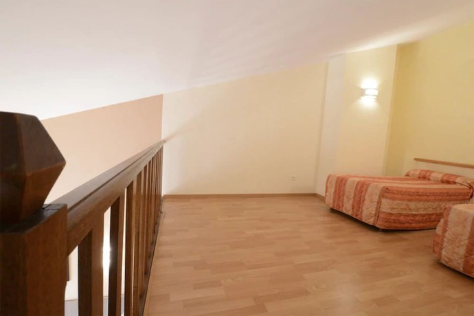 Imagen de la habitación del Hotel Poretta. Foto 5
