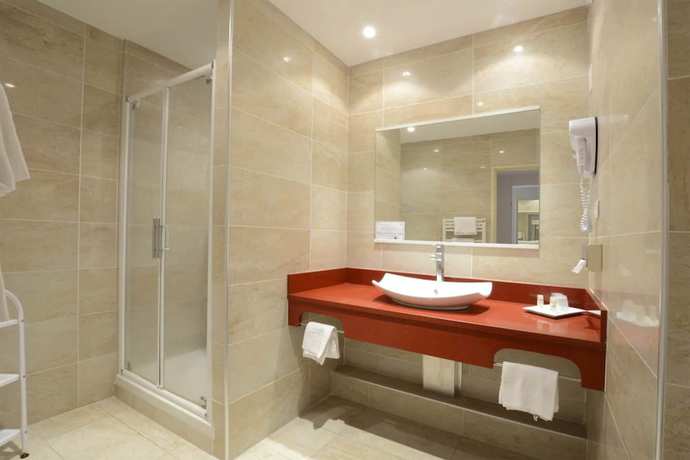 Imagen de la habitación del Hotel Poretta. Foto 17