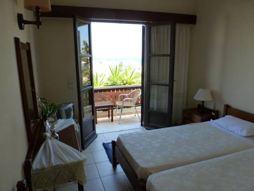 Imagen de la habitación del Hotel Porfyris. Foto 4