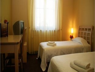 Imagen de la habitación del Hotel Porins Hotel. Foto 5