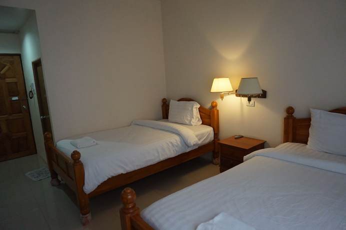 Imagen de la habitación del Hotel Pornnarumirt. Foto 6