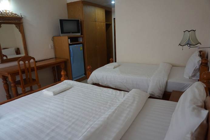 Imagen de la habitación del Hotel Pornnarumirt. Foto 8