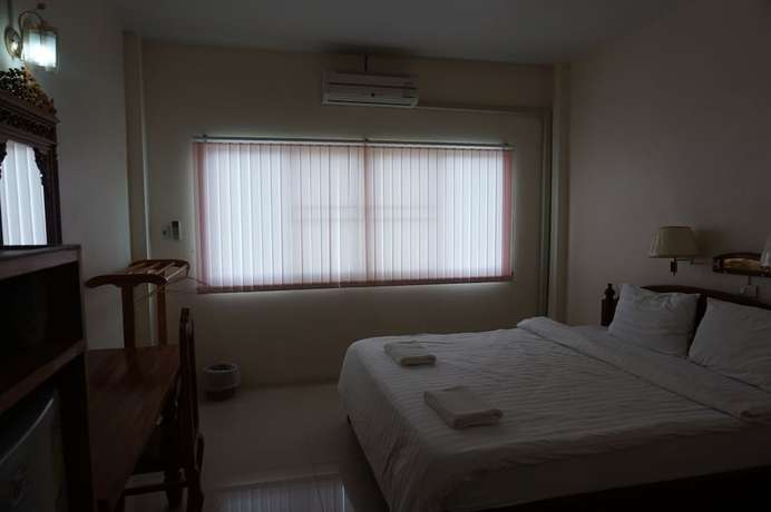 Imagen de la habitación del Hotel Pornnarumirt. Foto 11