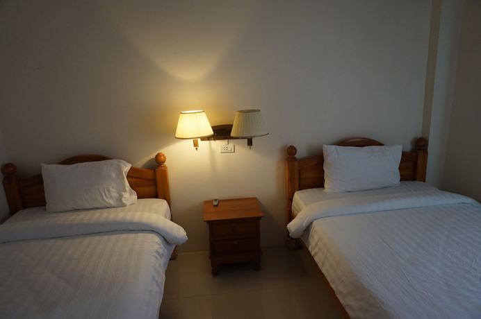 Imagen de la habitación del Hotel Pornnarumirt. Foto 17