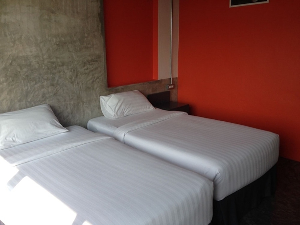 Imagen de la habitación del Hotel Pornsiri Sisaket. Foto 4