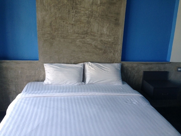 Imagen de la habitación del Hotel Pornsiri Sisaket. Foto 7