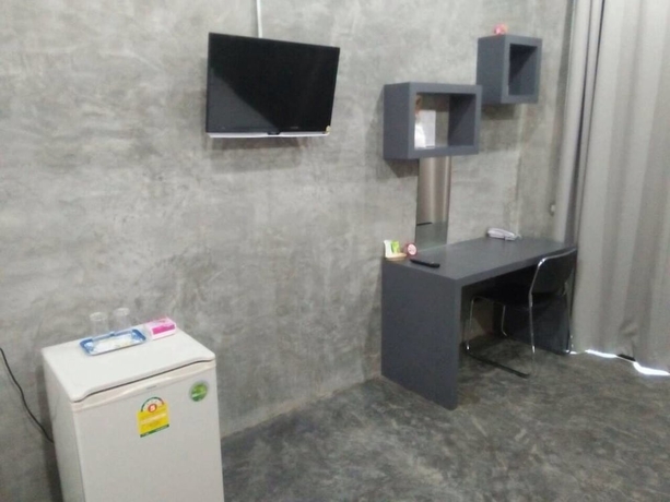 Imagen de la habitación del Hotel Pornsiri Sisaket. Foto 12