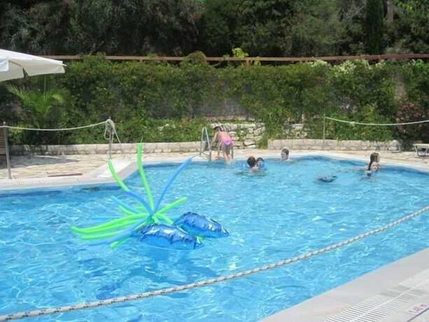 Imagen general del Hotel Poros Beach. Foto 4