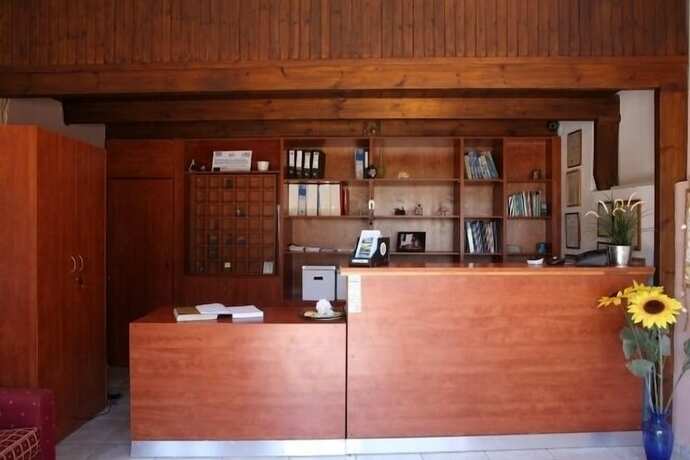 Imagen general del Hotel Poros Beach. Foto 12