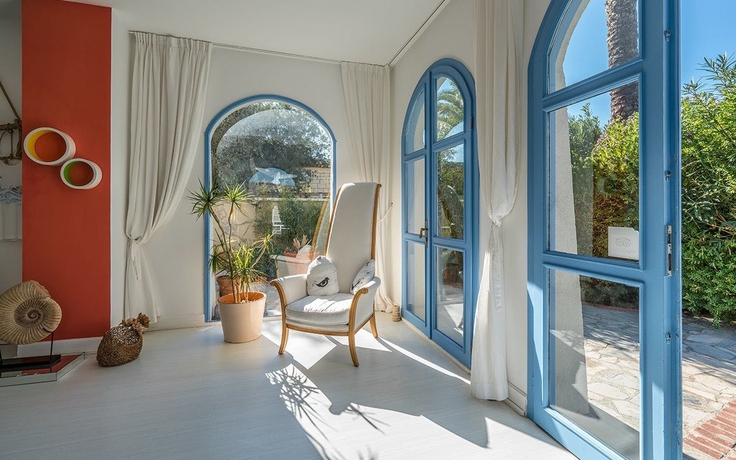 Imagen de los interiores del Hotel Port Alacati. Foto 18