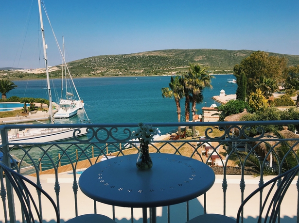 Imagen de la habitación del Hotel Port Alacati. Foto 9