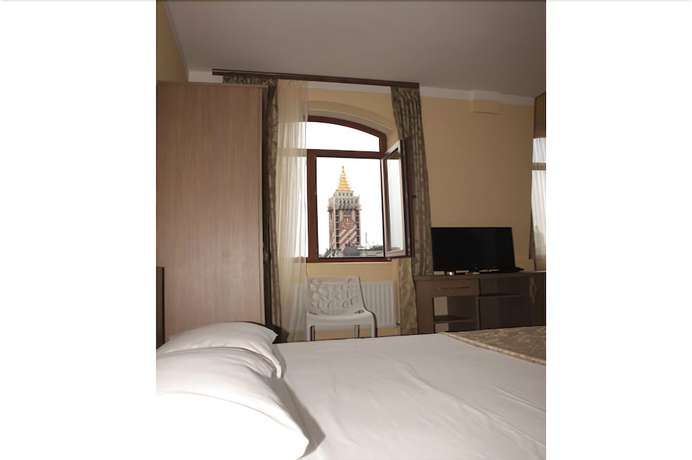 Imagen de la habitación del Hotel Port Altus. Foto 10