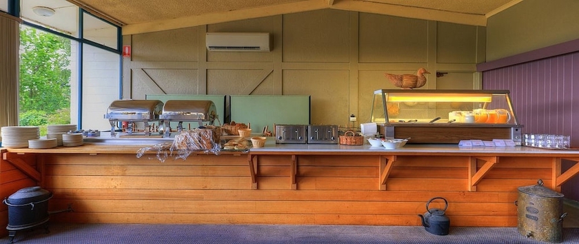 Imagen del bar/restaurante del Hotel Port Arthur Motor Inn. Foto 3