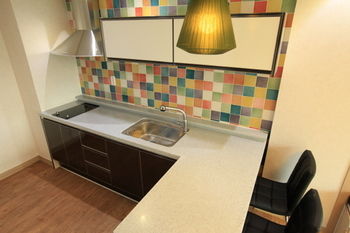 Imagen de la habitación del Hotel Port Avenue and Resort. Foto 8