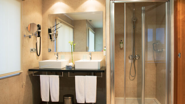 Imagen de la habitación del Hotel Port Azafata Valencia. Foto 2