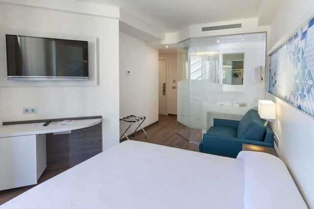 Imagen de la habitación del Hotel Port Benidorm. Foto 5
