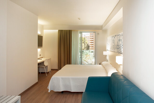 Imagen de la habitación del Hotel Port Benidorm. Foto 9