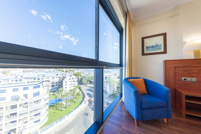 Imagen de la habitación del Hotel Port Denia. Foto 4