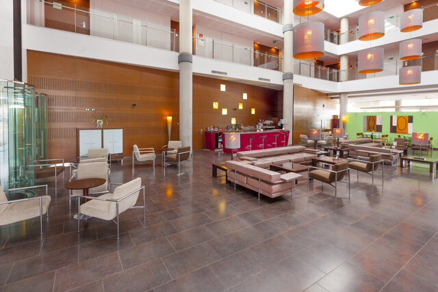 Imagen de los interiores del Hotel Port Elche. Foto 6