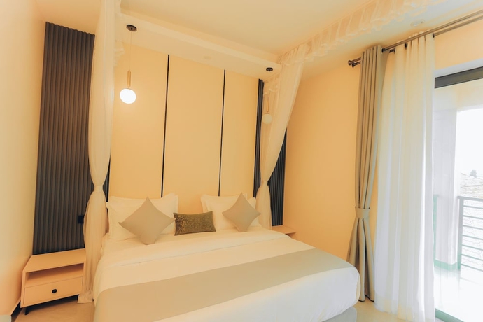 Imagen de la habitación del Hotel Port Harbor. Foto 2