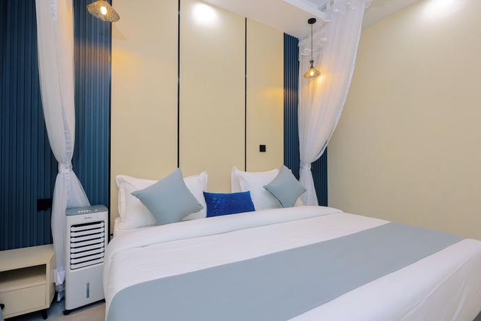 Imagen de la habitación del Hotel Port Harbor. Foto 5