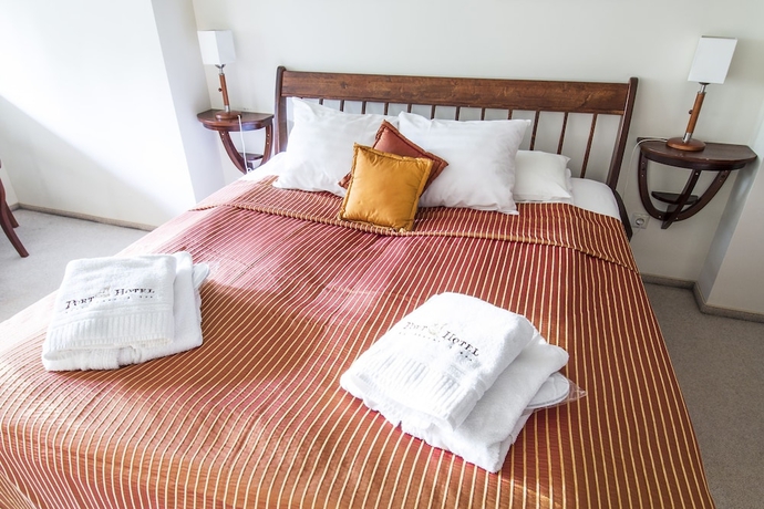 Imagen de la habitación del Hotel Port Hotel. Foto 10