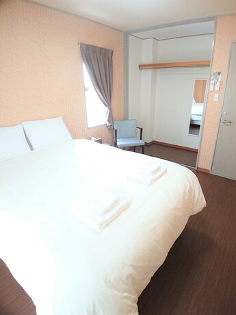 Imagen de la habitación del Hotel Port House. Foto 36