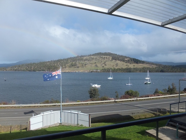 Imagen de la habitación del Hotel Port Huon Cottages. Foto 11