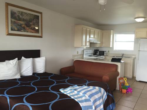 Imagen de la habitación del Hotel Port Isla Inn. Foto 3