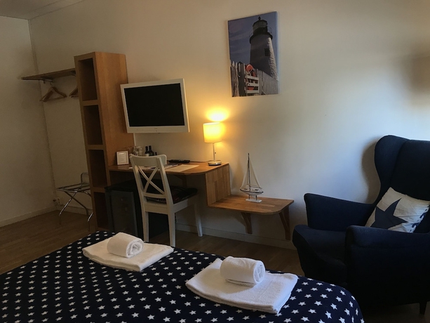 Imagen de la habitación del Hotel Port, Karlshamn. Foto 12