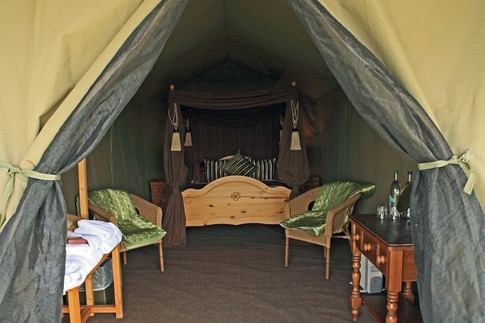 Imagen de la habitación del Hotel Port Lympne Reserve - Livingstone Lodge. Foto 5