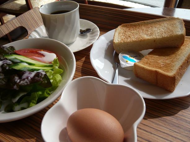 Imagen del bar/restaurante del Hotel Port Moji. Foto 7