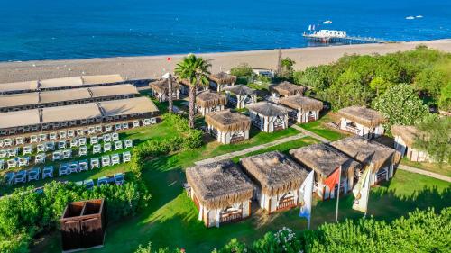 Imagen general del Hotel Port Nature Luxury Resort. Foto 13