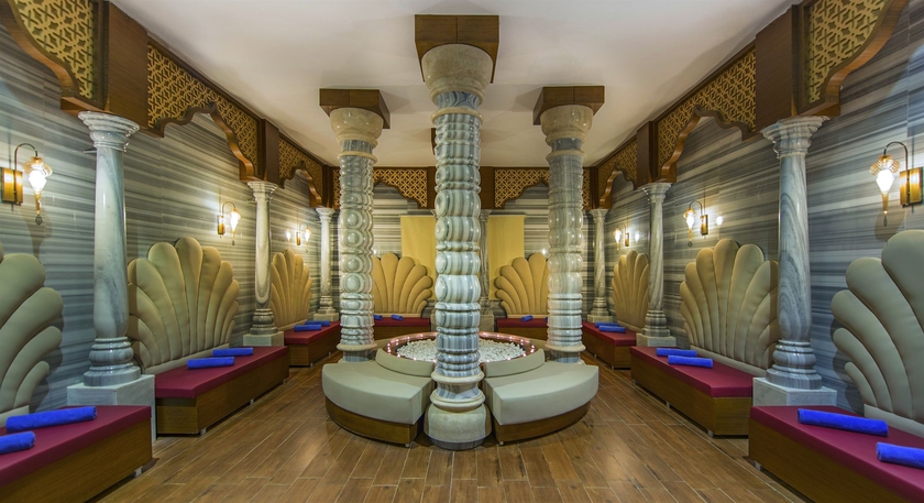 Imagen de los interiores del Hotel Port Nature Luxury Resort and Spa – All Inclusive. Foto 13