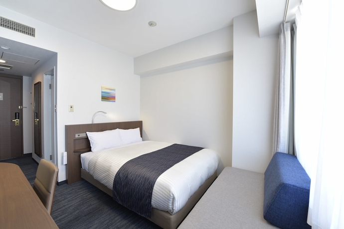 Imagen de la habitación del Hotel Port Plaza Chiba. Foto 6